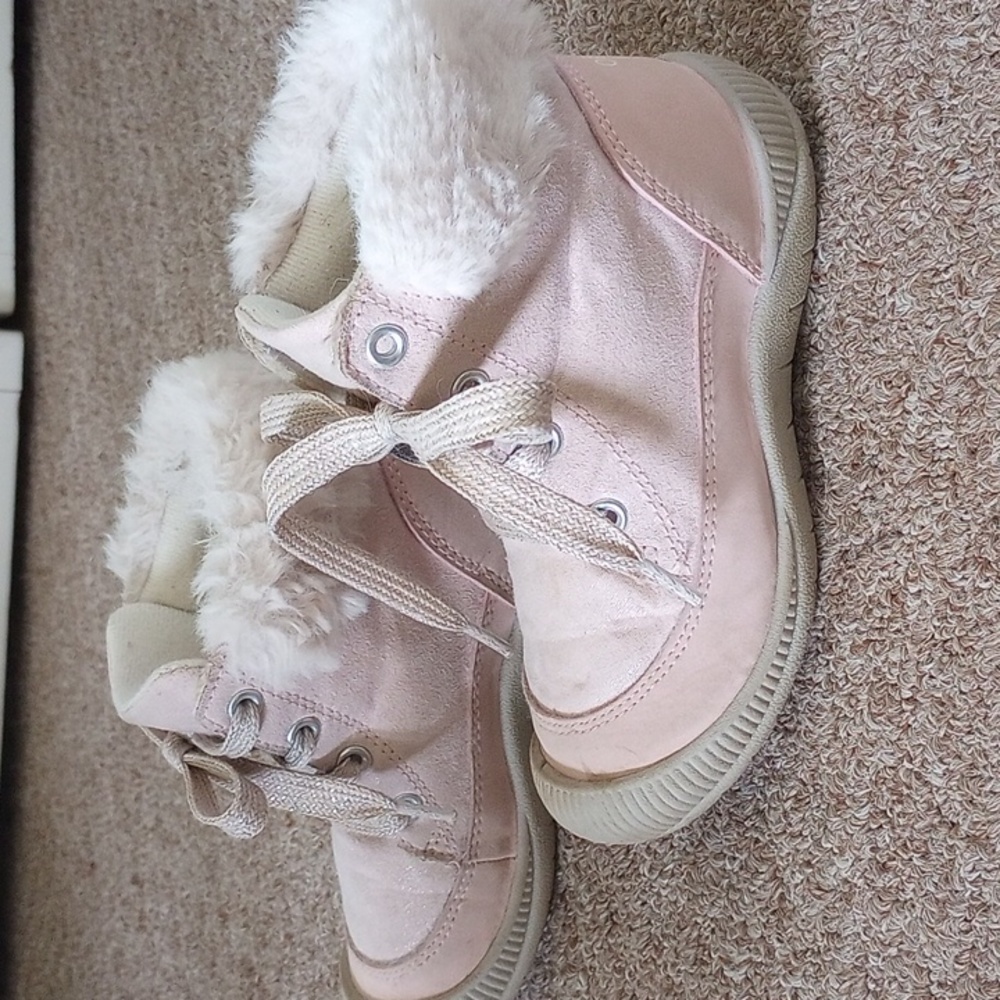 OshKosh girls winter boots